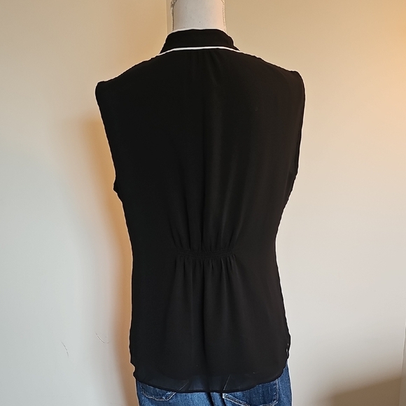 White House Black Market Black Top with White Accents - Picture 5 of 9